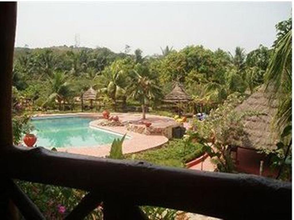 Afrikiko River Front Resort Akosombo Eksteriør billede