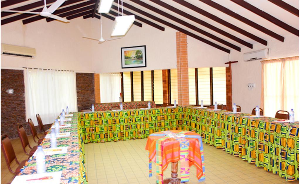 Afrikiko River Front Resort Akosombo Eksteriør billede