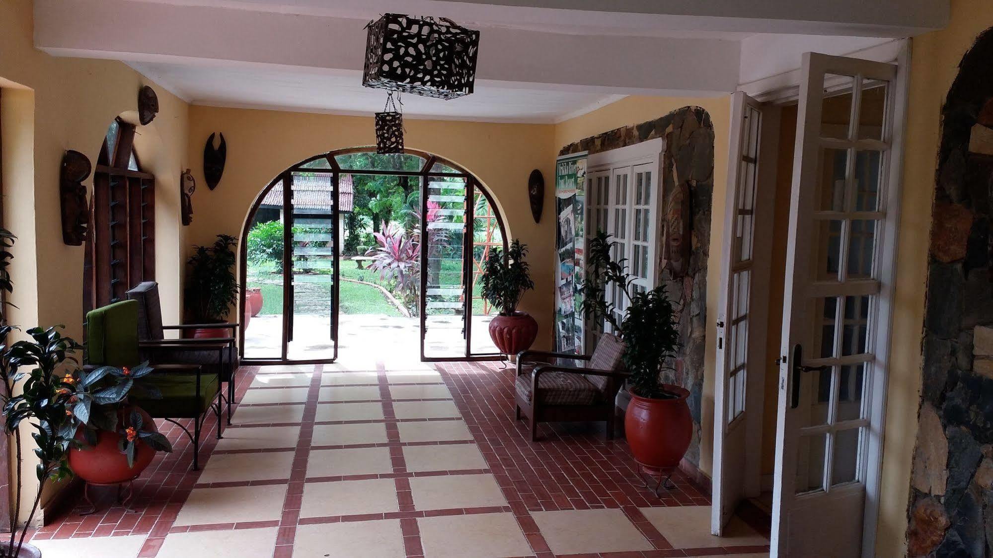 Afrikiko River Front Resort Akosombo Eksteriør billede