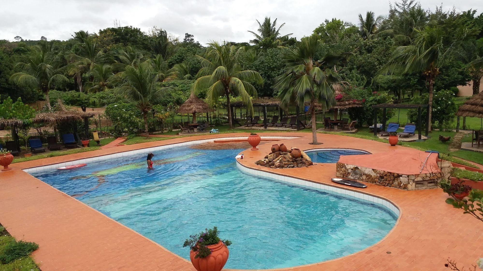 Afrikiko River Front Resort Akosombo Eksteriør billede